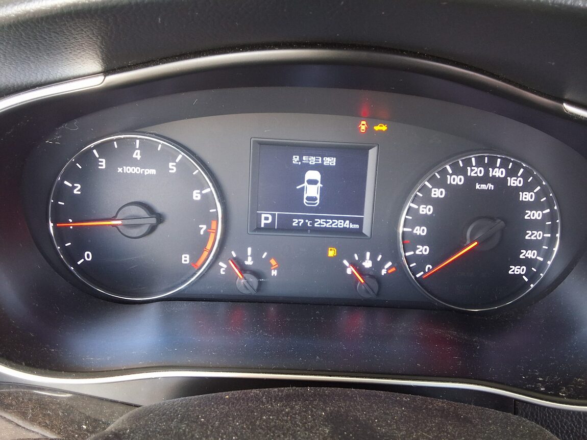 KIA THE NEW K7 LPI RENTAL CAR LUXURY 2013 - zdjęcie 10