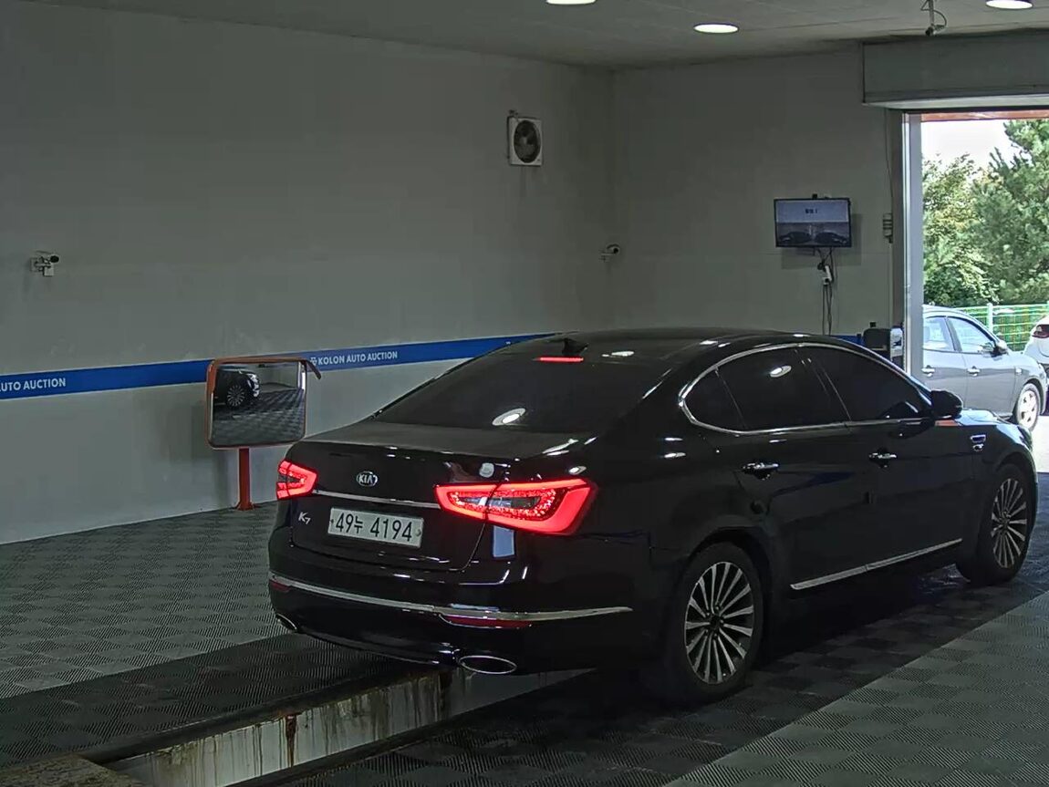 KIA THE NEW K7 LPI RENTAL CAR LUXURY 2013 - zdjęcie 5