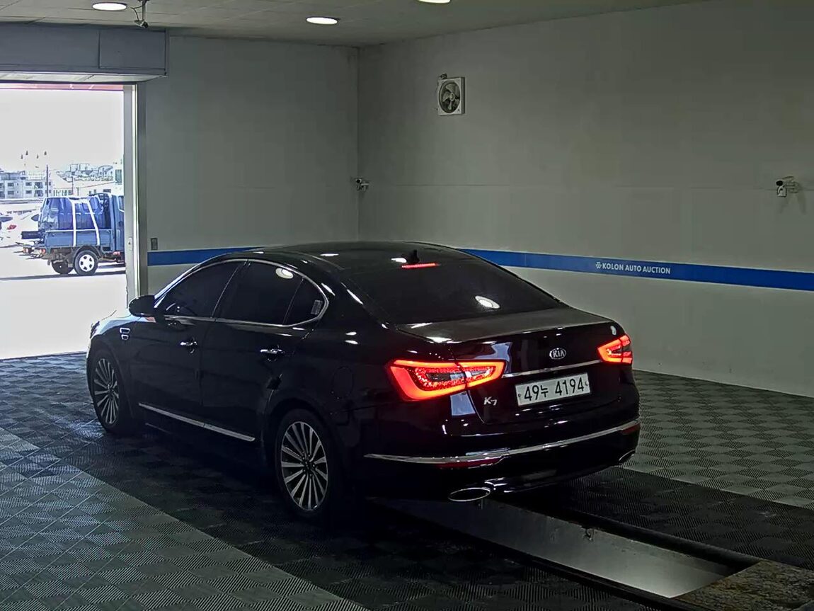KIA THE NEW K7 LPI RENTAL CAR LUXURY 2013 - zdjęcie 6