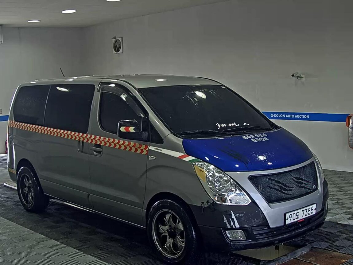 HYUNDAI GRAND STAREX 3-SEATER DIESEL VAN SMART 2017 - zdjęcie 3