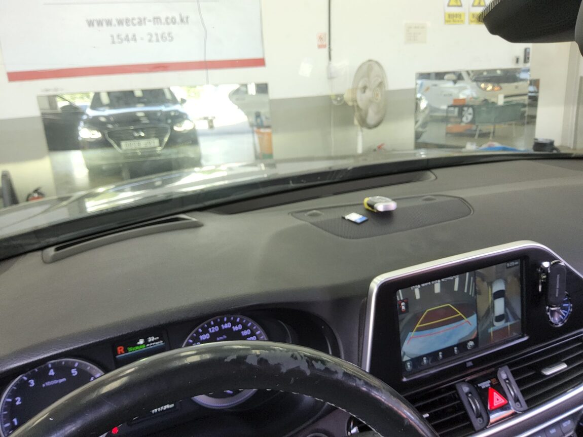 HYUNDAI GRANDEUR IG 3.0 GDi EXCLUSIVE SPECIAL 2019 - zdjęcie 17