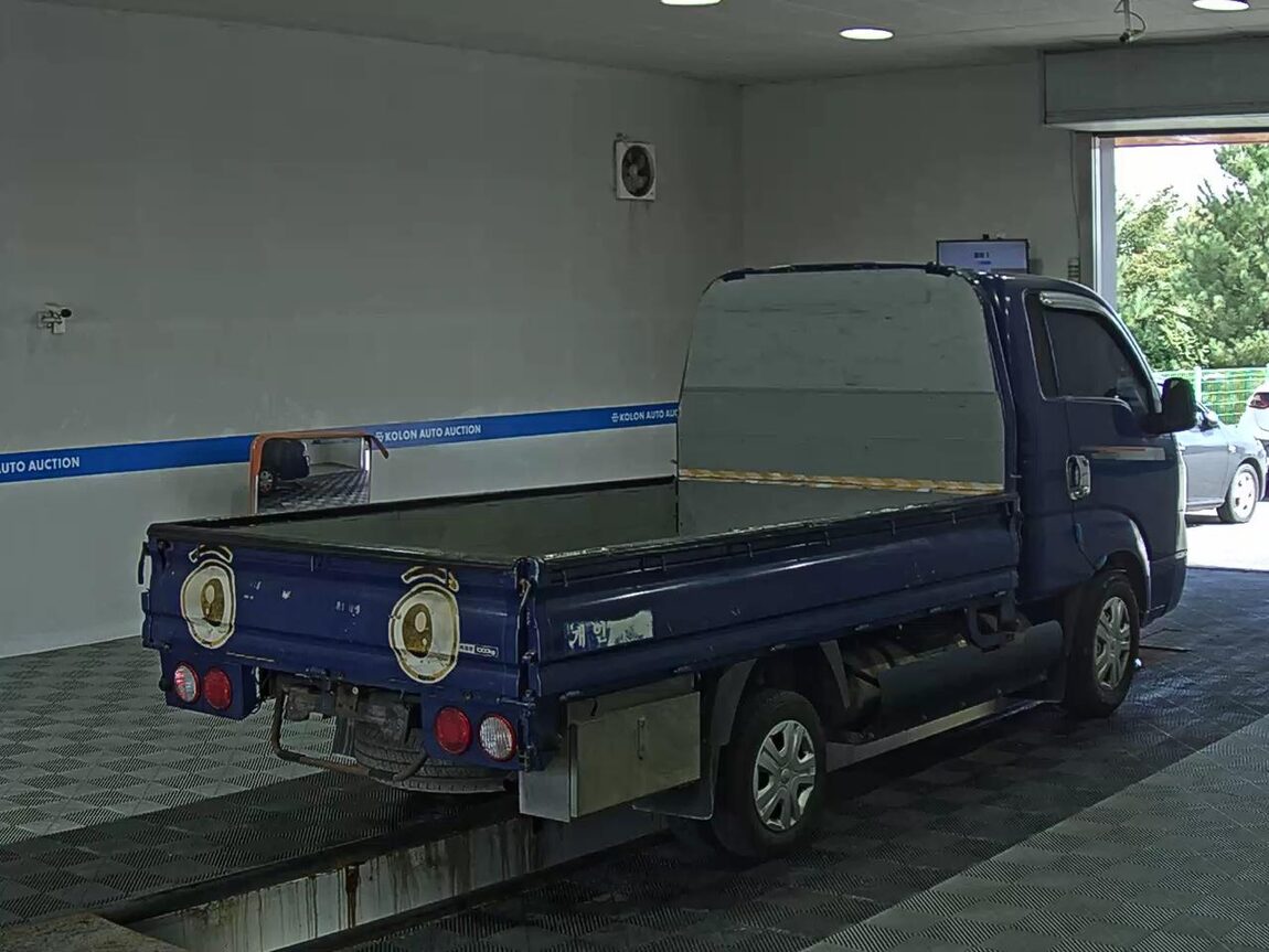 KIA THE NEW BONGO III CARGO 1 TON LPG KING CAB EXTRA LONG WHEELBASE GLS 2022 - zdjęcie 5