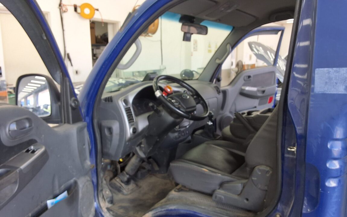KIA THE NEW BONGO III CARGO 1.2 TON STANDARD CAB EXTRA LONG WHEELBASE GL 2022 - zdjęcie 10