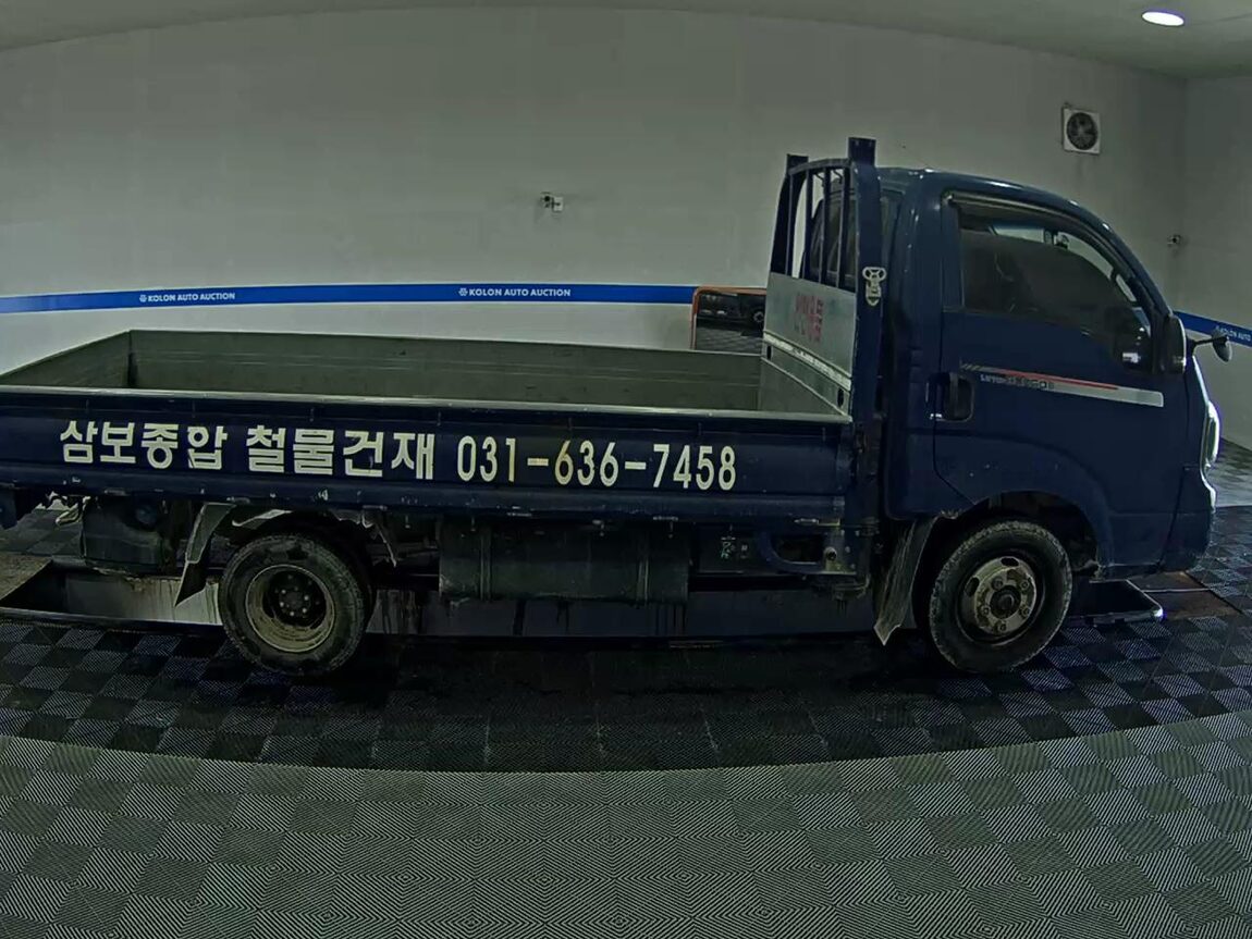 KIA THE NEW BONGO III CARGO 1.2 TON STANDARD CAB EXTRA LONG WHEELBASE GL 2022 - zdjęcie 4