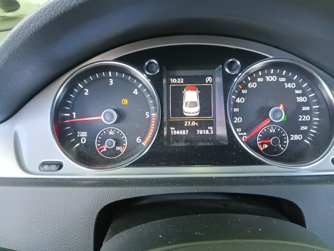 VOLKSWAGEN CC 2.0 TDI BLUEMOTION R LINE 2015 - zdjęcie 9