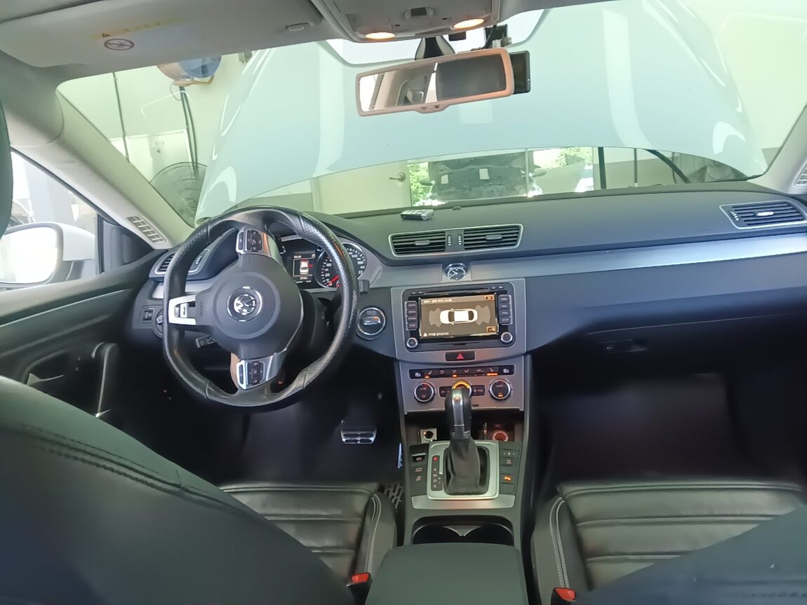 VOLKSWAGEN CC 2.0 TDI BLUEMOTION R LINE 2015 - zdjęcie 21
