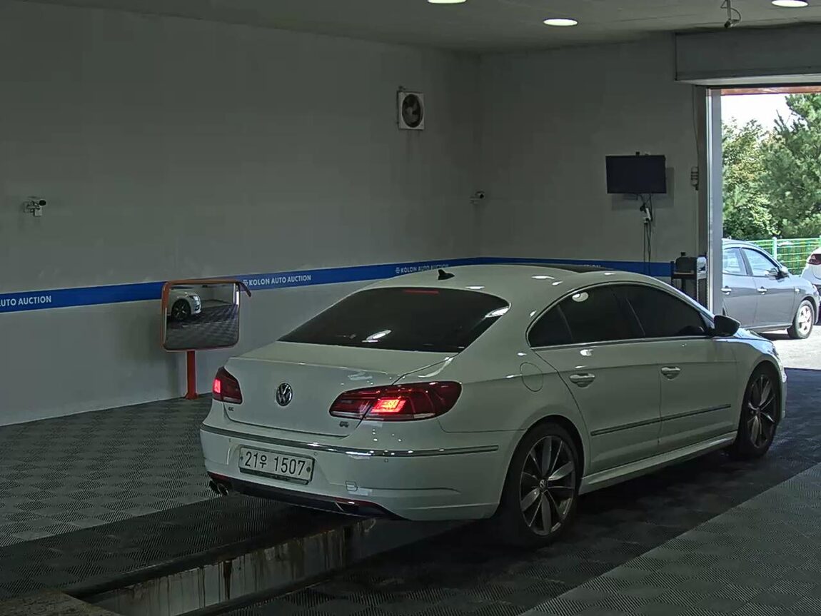VOLKSWAGEN CC 2.0 TDI BLUEMOTION R LINE 2015 - zdjęcie 5
