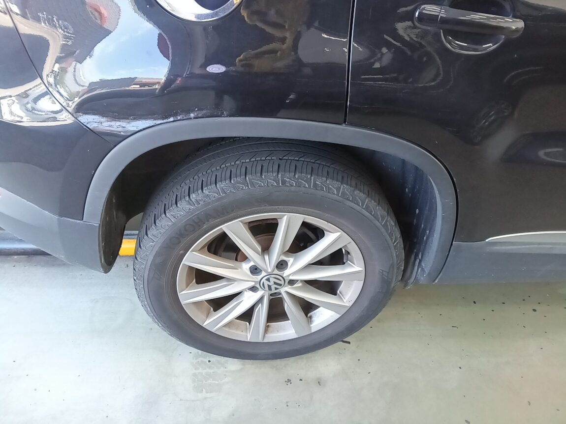 VOLKSWAGEN TIGUAN 2.0 TDI BLUEMOTION 2015 - zdjęcie 29