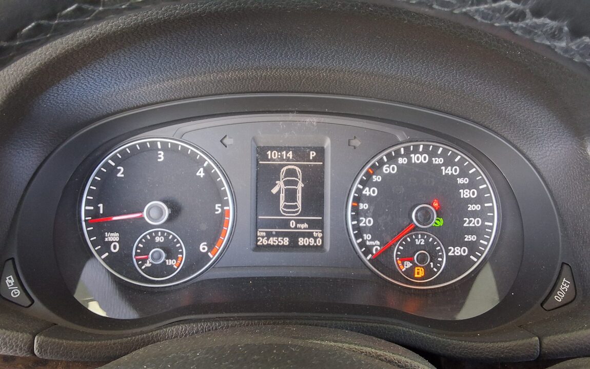 VOLKSWAGEN THE NEW PASSAT (7TH GEN) 2.0 TDI 2014 - zdjęcie 9