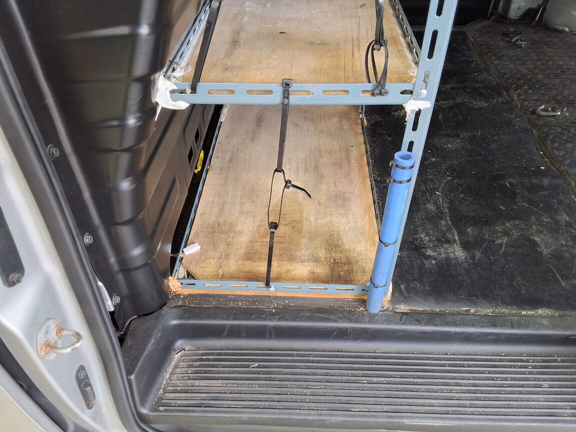 HYUNDAI STARIA 2.2 DIESEL CARGO 3-SEATER MODERN 2022 - zdjęcie 27