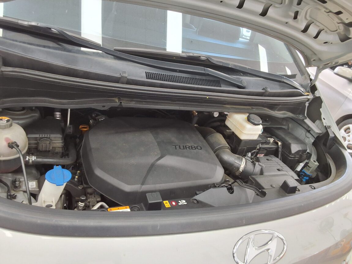 HYUNDAI STARIA 2.2 DIESEL CARGO 3-SEATER MODERN 2022 - zdjęcie 20