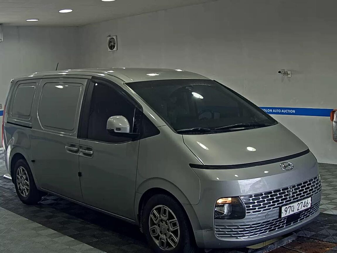 HYUNDAI STARIA 2.2 DIESEL CARGO 3-SEATER MODERN 2022 - zdjęcie 3