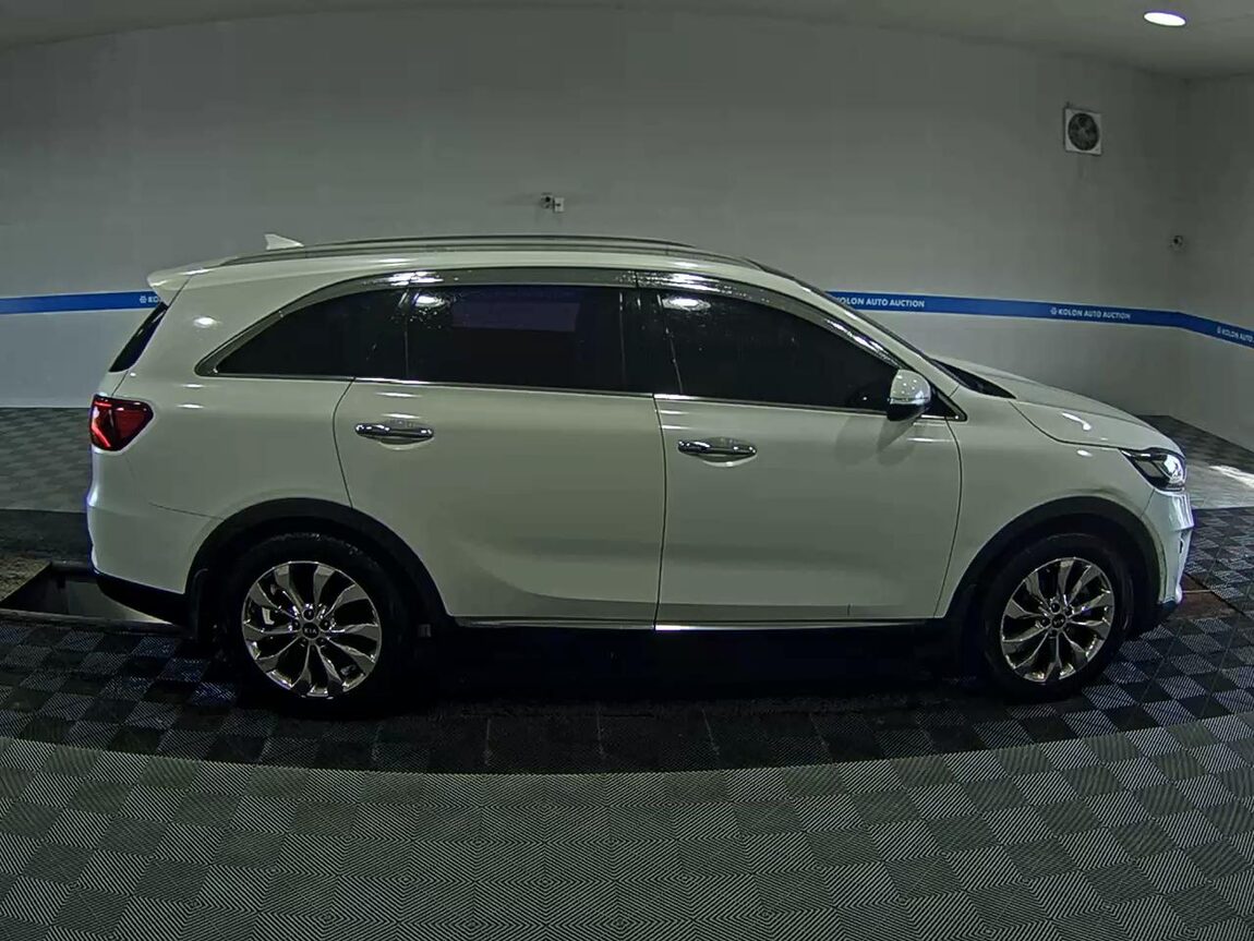 KIA THE NEW SORENTO GASOLINE 2.0 2WD NOBLESSE 2018 - zdjęcie 4