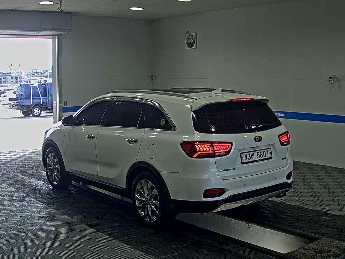 KIA THE NEW SORENTO GASOLINE 2.0 2WD NOBLESSE 2018 - zdjęcie 6
