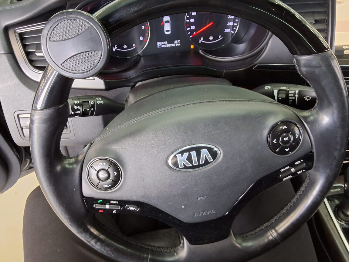 KIA K9 (KH) 3.8 GDI PRESTIGE SPECIAL 2013 - zdjęcie 17