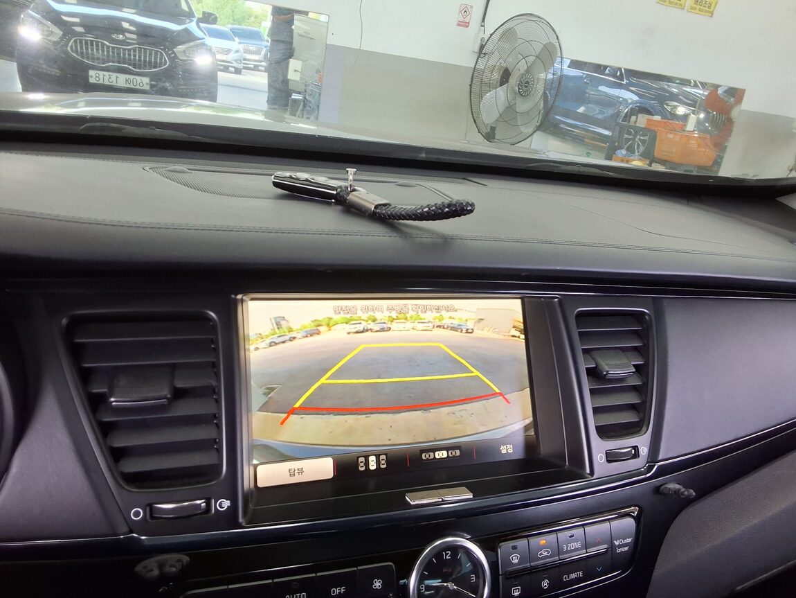 KIA K9 (KH) 3.8 GDI PRESTIGE SPECIAL 2013 - zdjęcie 19