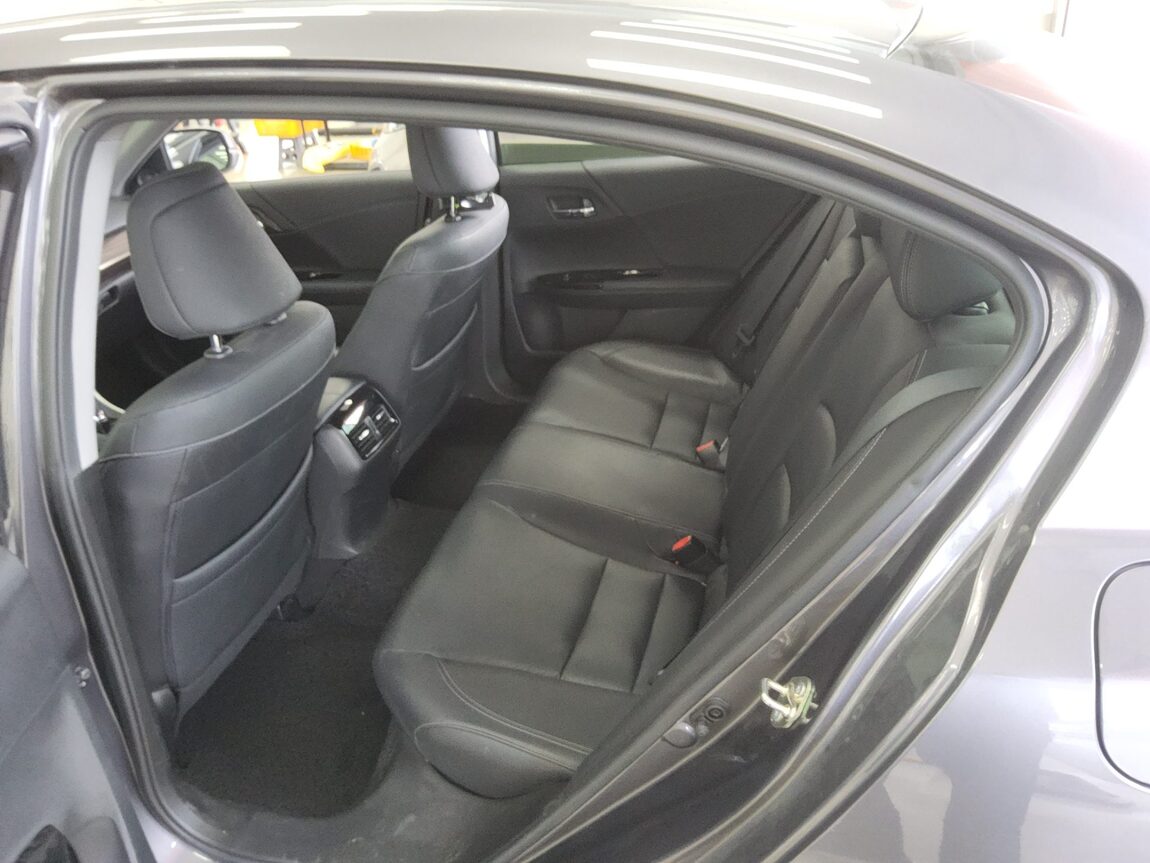 HONDA ACCORD (9TH GEN) 2.4 EX-L 2017 - zdjęcie 12