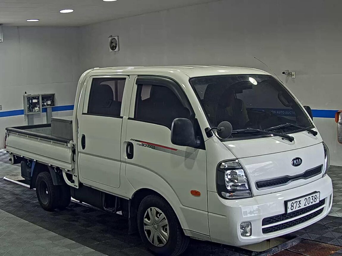 KIA THE NEW BONGO III CARGO 1 TON DOUBLE CAB EXTRA LONG WHEELBASE L 2020 - zdjęcie 3