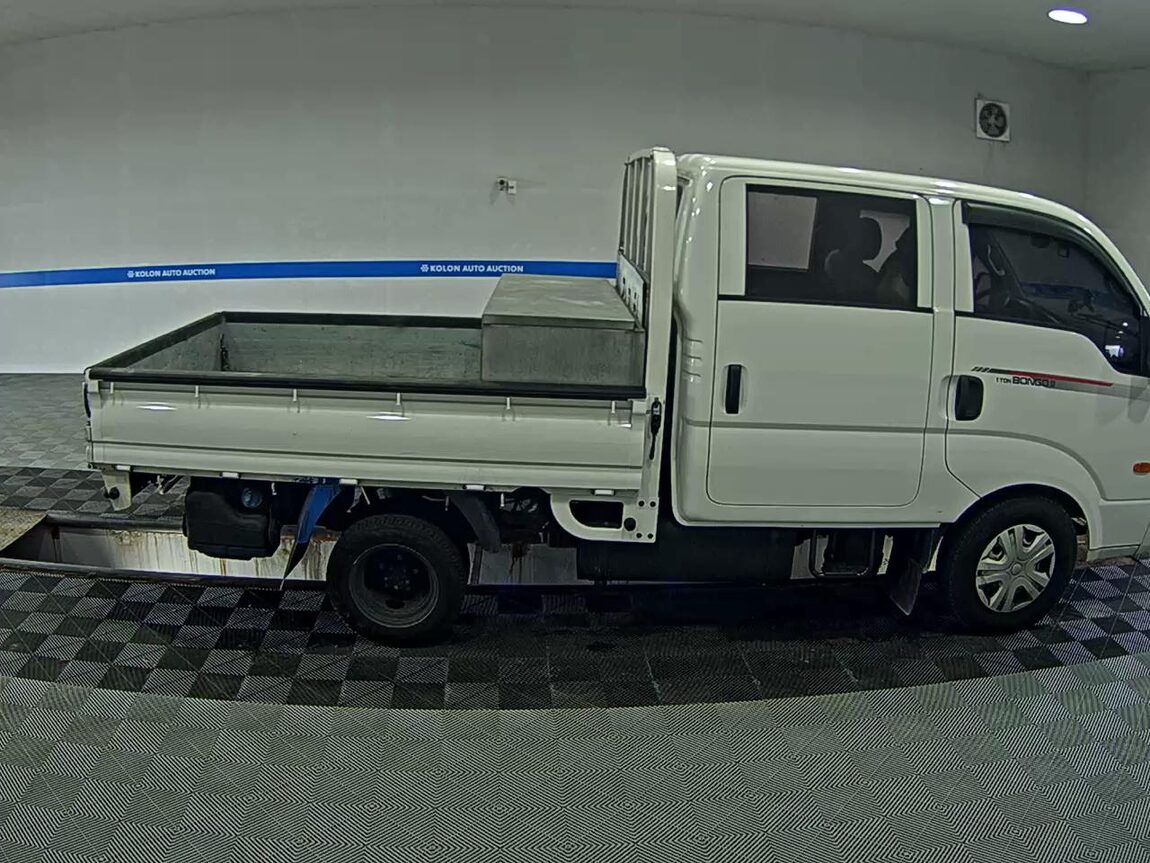 KIA THE NEW BONGO III CARGO 1 TON DOUBLE CAB EXTRA LONG WHEELBASE L 2020 - zdjęcie 4