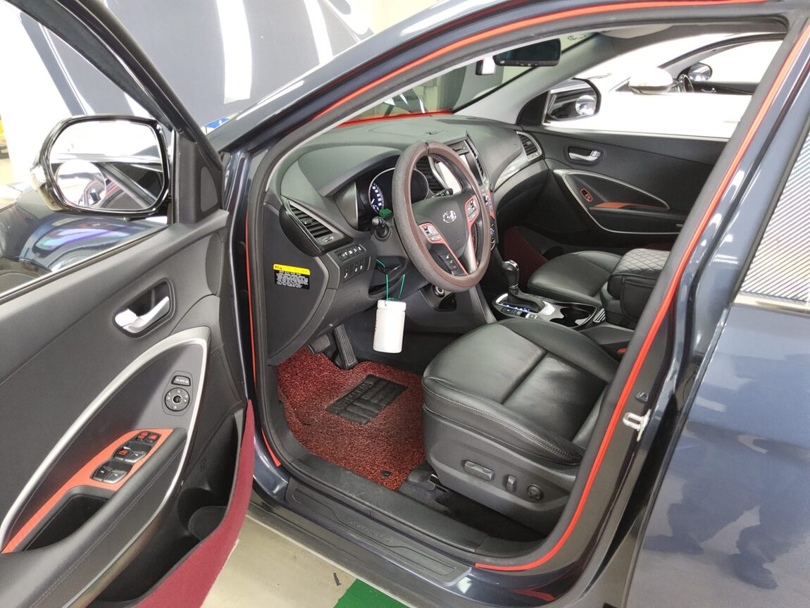 HYUNDAI SANTA FE THE PRIME DIESEL R2.0 2WD VALUE PLUS 2018 - zdjęcie 10