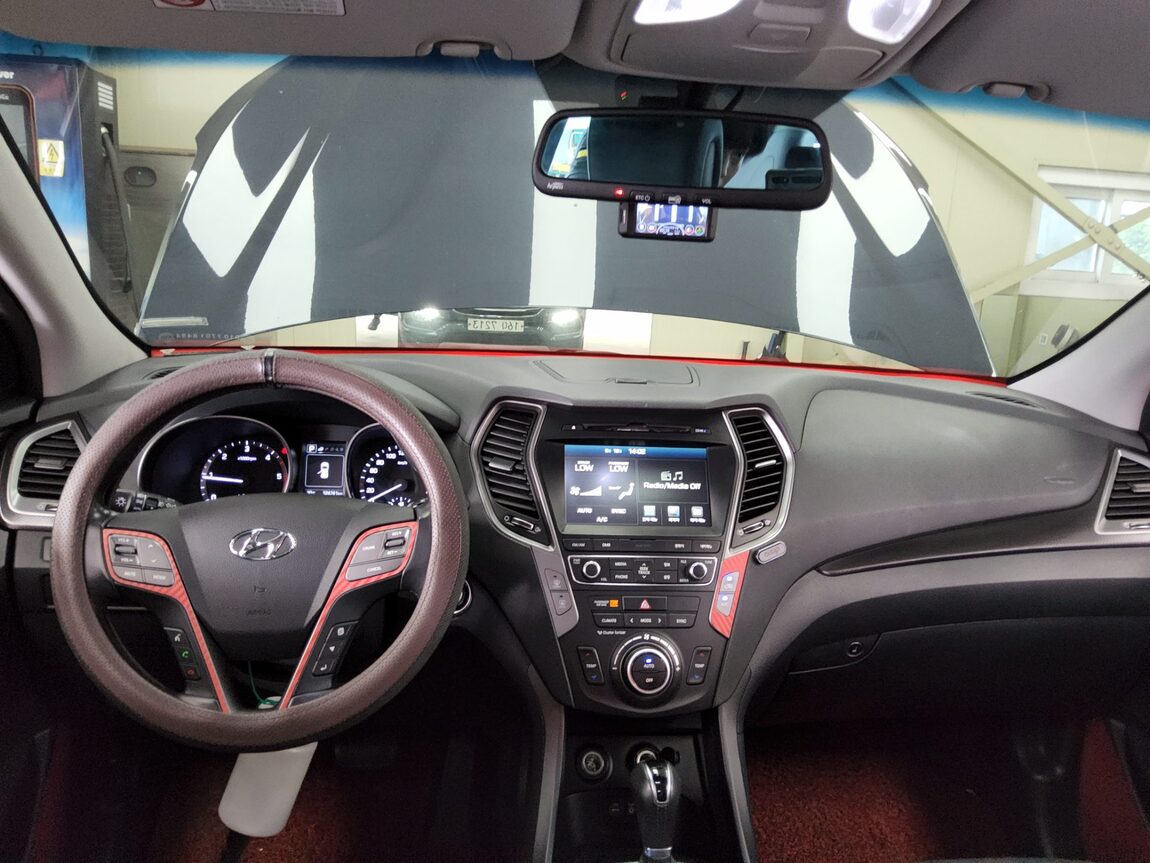 HYUNDAI SANTA FE THE PRIME DIESEL R2.0 2WD VALUE PLUS 2018 - zdjęcie 11