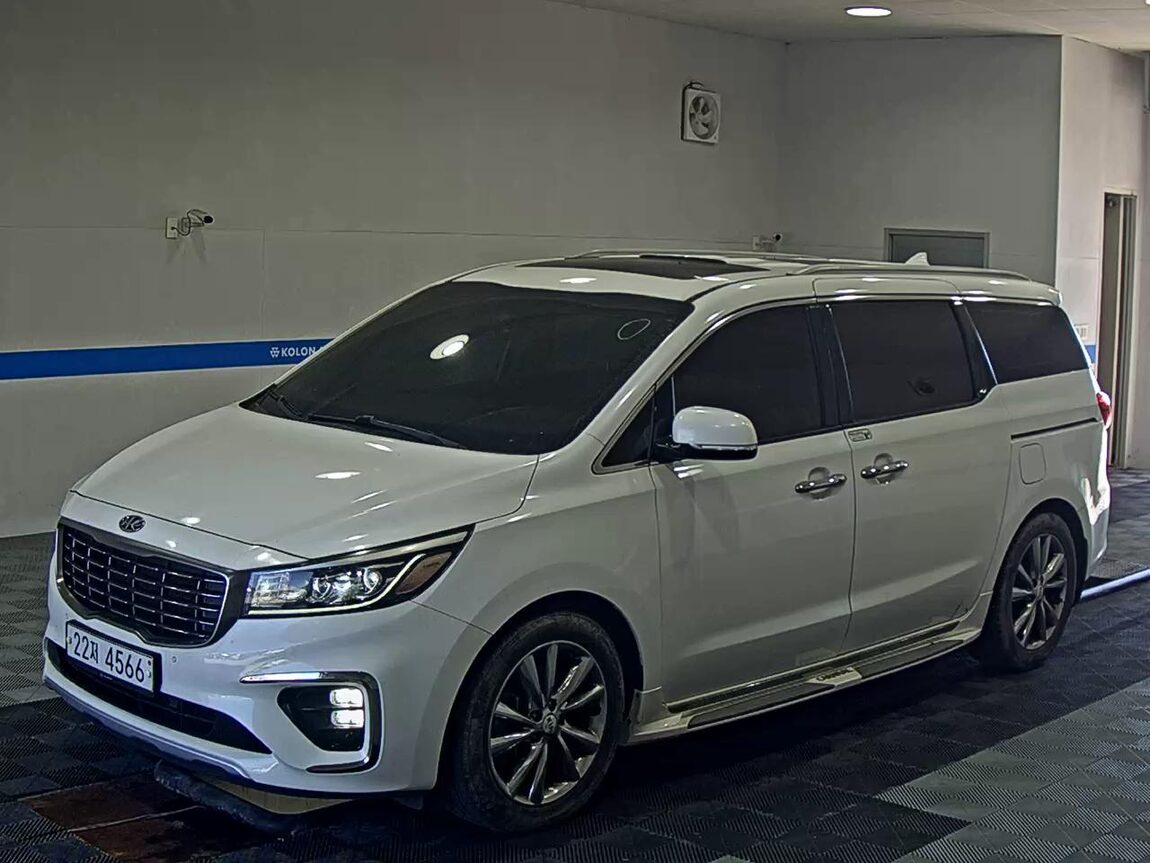 KIA THE NEW CARNIVAL 9-SEATER DIESEL PRESTIGE 2019 - zdjęcie 2