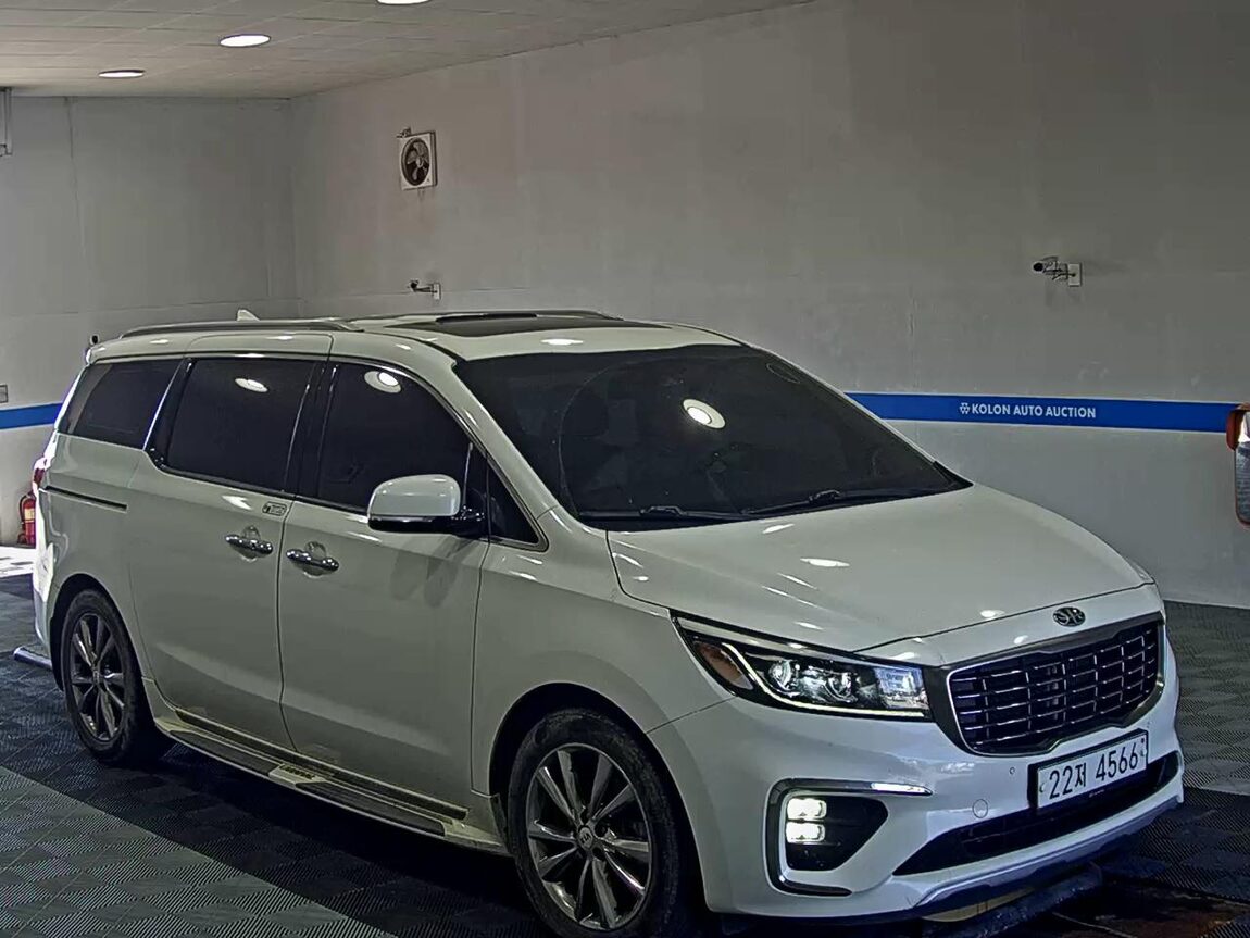 KIA THE NEW CARNIVAL 9-SEATER DIESEL PRESTIGE 2019 - zdjęcie 3