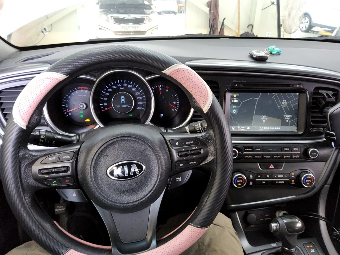 KIA THE NEW K5 2.0 CVVL LUXURY 2015 - zdjęcie 17
