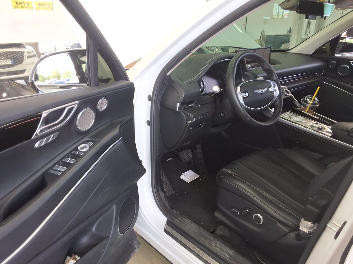 GENESIS GV80 2.5 GASOLINE AWD BASE MODEL 2020 - zdjęcie 11