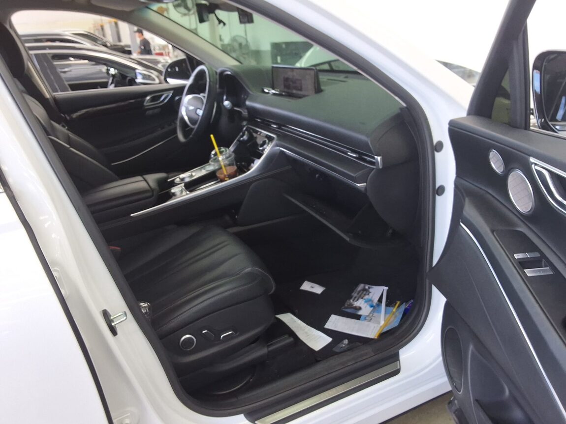 GENESIS GV80 2.5 GASOLINE AWD BASE MODEL 2020 - zdjęcie 15