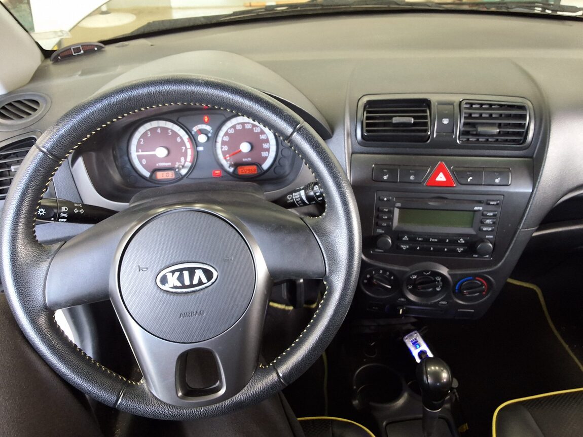 KIA NEW MORNING LX BASE MODEL BLACK PREMIUM 2010 - zdjęcie 17