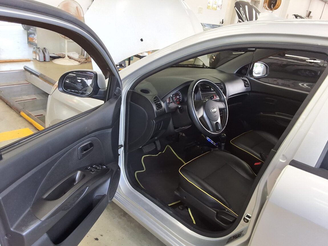 KIA NEW MORNING LX BASE MODEL BLACK PREMIUM 2010 - zdjęcie 10