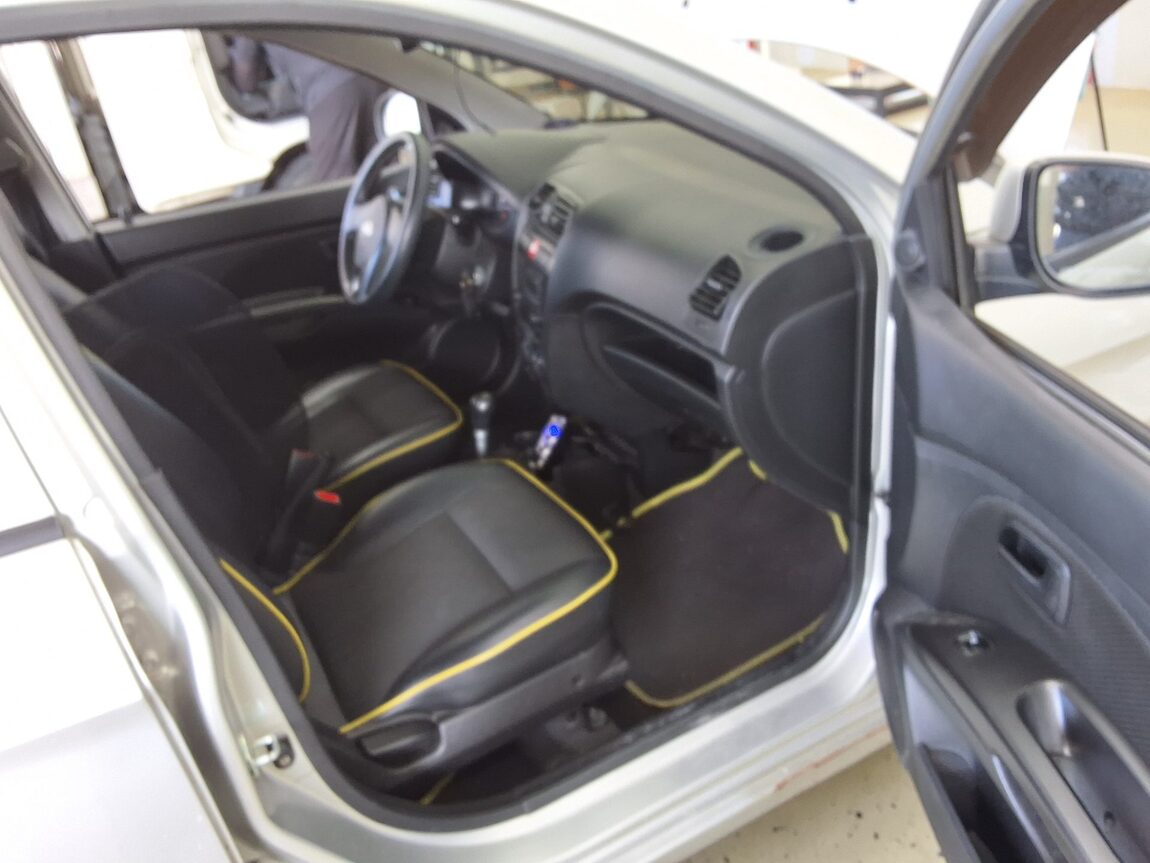 KIA NEW MORNING LX BASE MODEL BLACK PREMIUM 2010 - zdjęcie 14