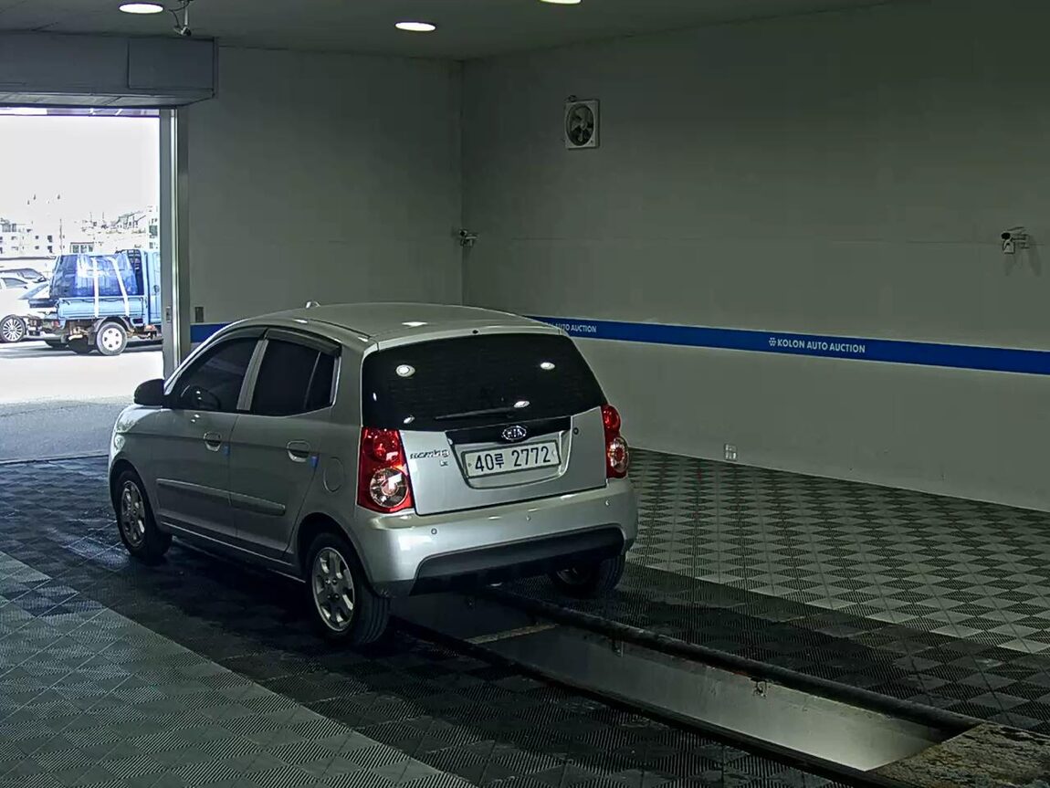 KIA NEW MORNING LX BASE MODEL BLACK PREMIUM 2010 - zdjęcie 6