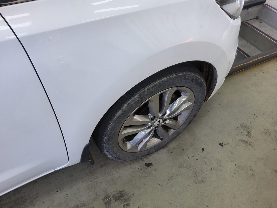 KIA ALL NEW CARNIVAL 9-SEATER DIESEL PRESTIGE 2016 - zdjęcie 23