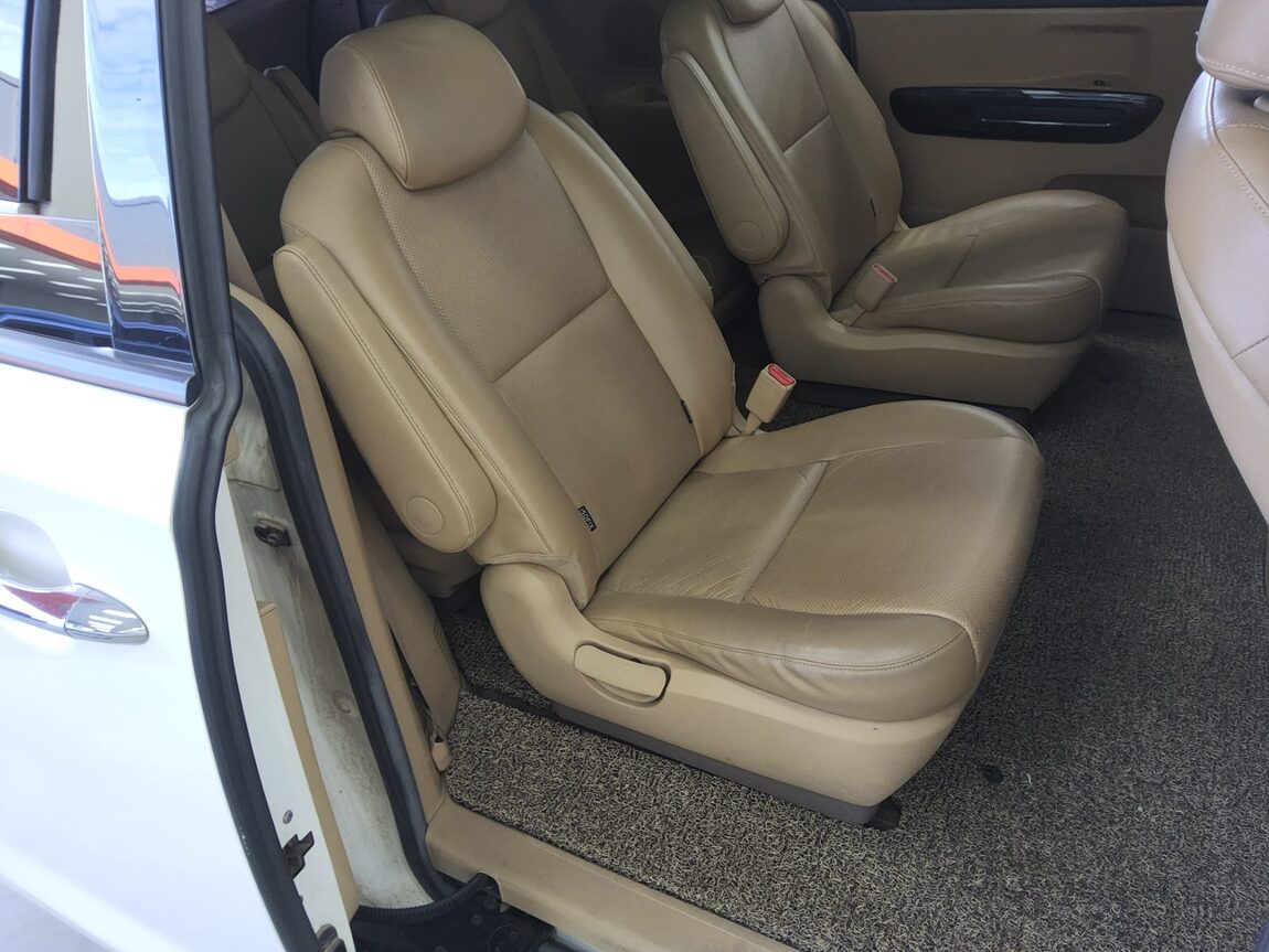 KIA ALL NEW CARNIVAL 9-SEATER DIESEL PRESTIGE 2016 - zdjęcie 13
