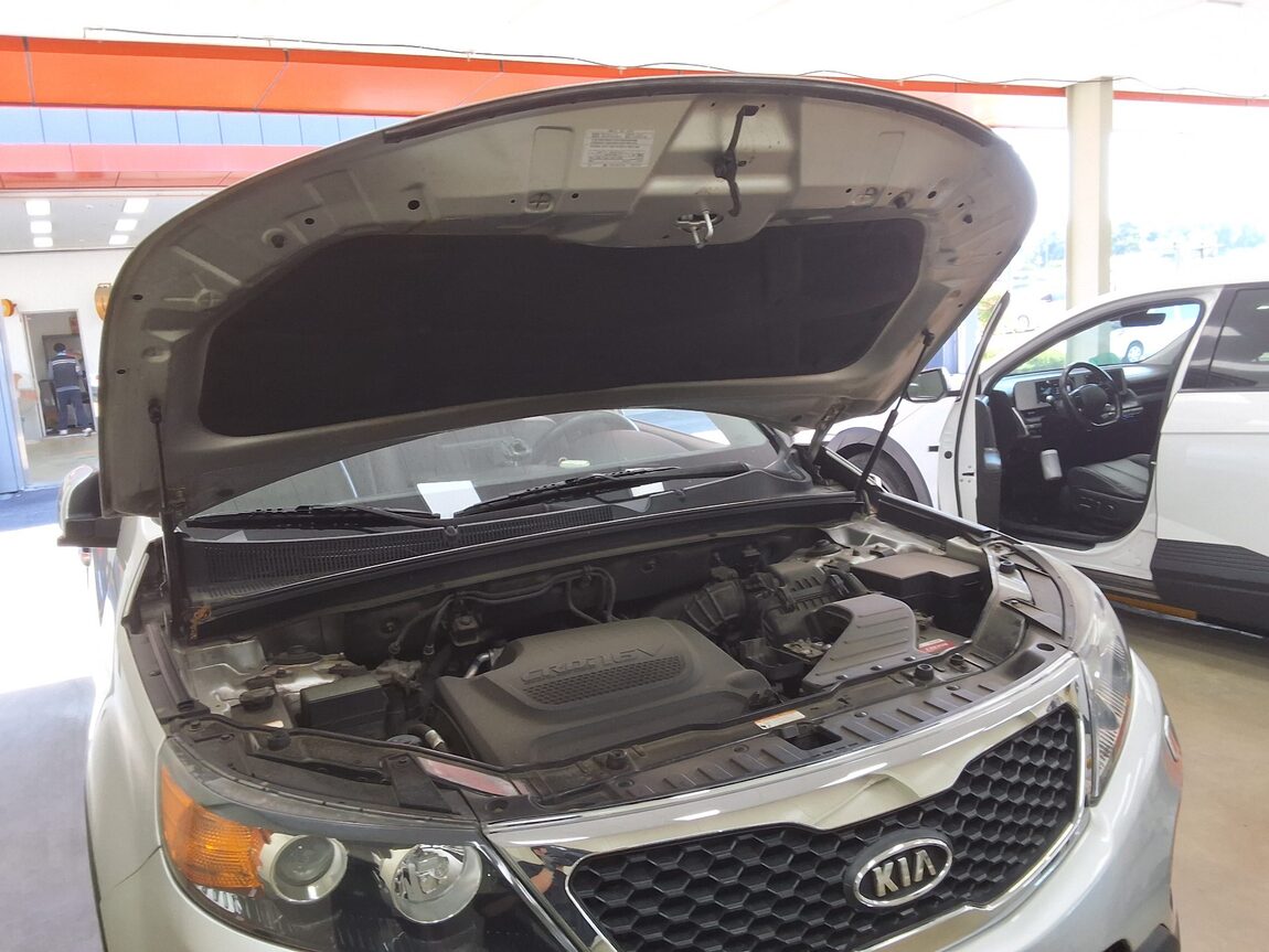 KIA SORENTO R DIESEL 2.2 2WD TLX PREMIUM 2010 - zdjęcie 18