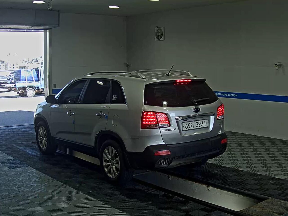 KIA SORENTO R DIESEL 2.2 2WD TLX PREMIUM 2010 - zdjęcie 6