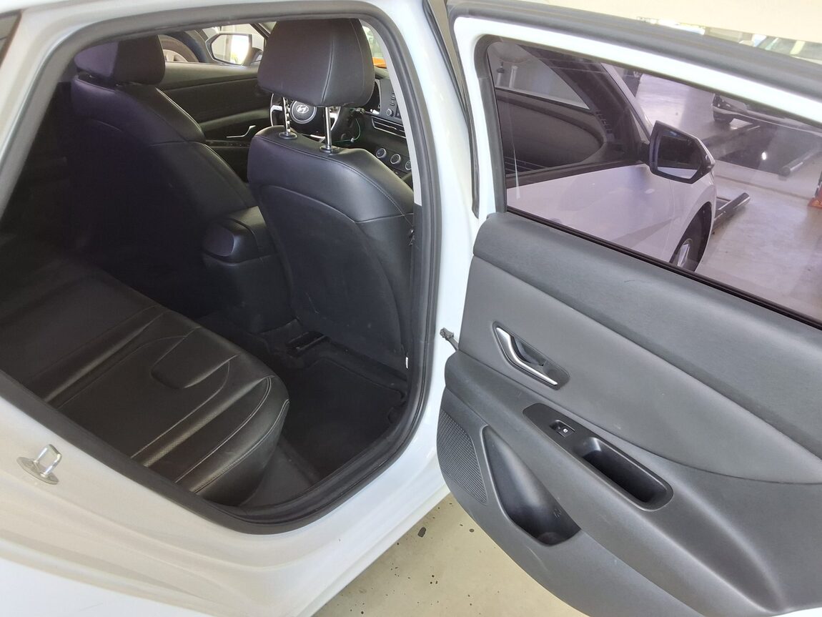 HYUNDAI AVANTE (CN7) 1.6 LPI RENTAL CAR STYLE 2021 - zdjęcie 13