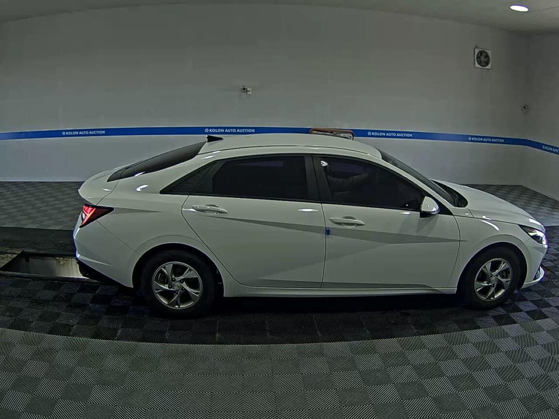 HYUNDAI AVANTE (CN7) 1.6 LPI RENTAL CAR STYLE 2021 - zdjęcie 4
