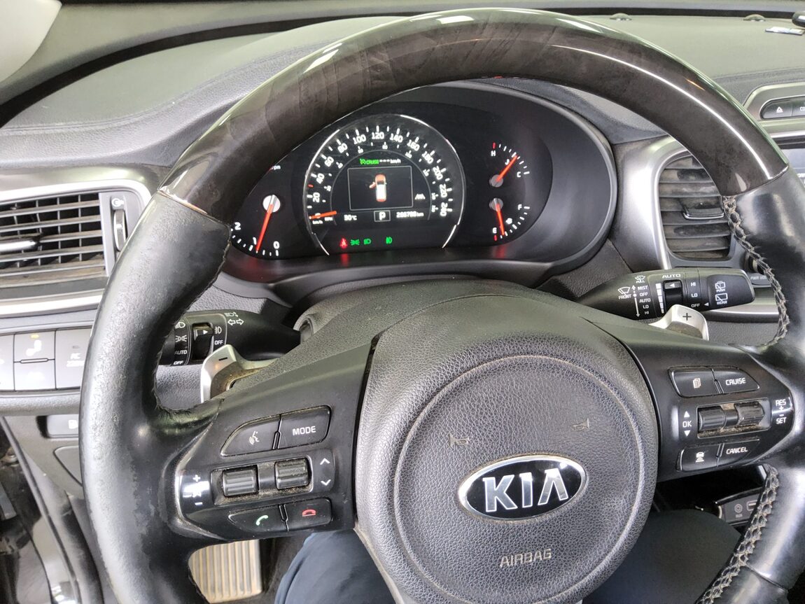 KIA ALL NEW SORENTO R2.2 4WD NOBLESSE SPECIAL 2016 - zdjęcie 17