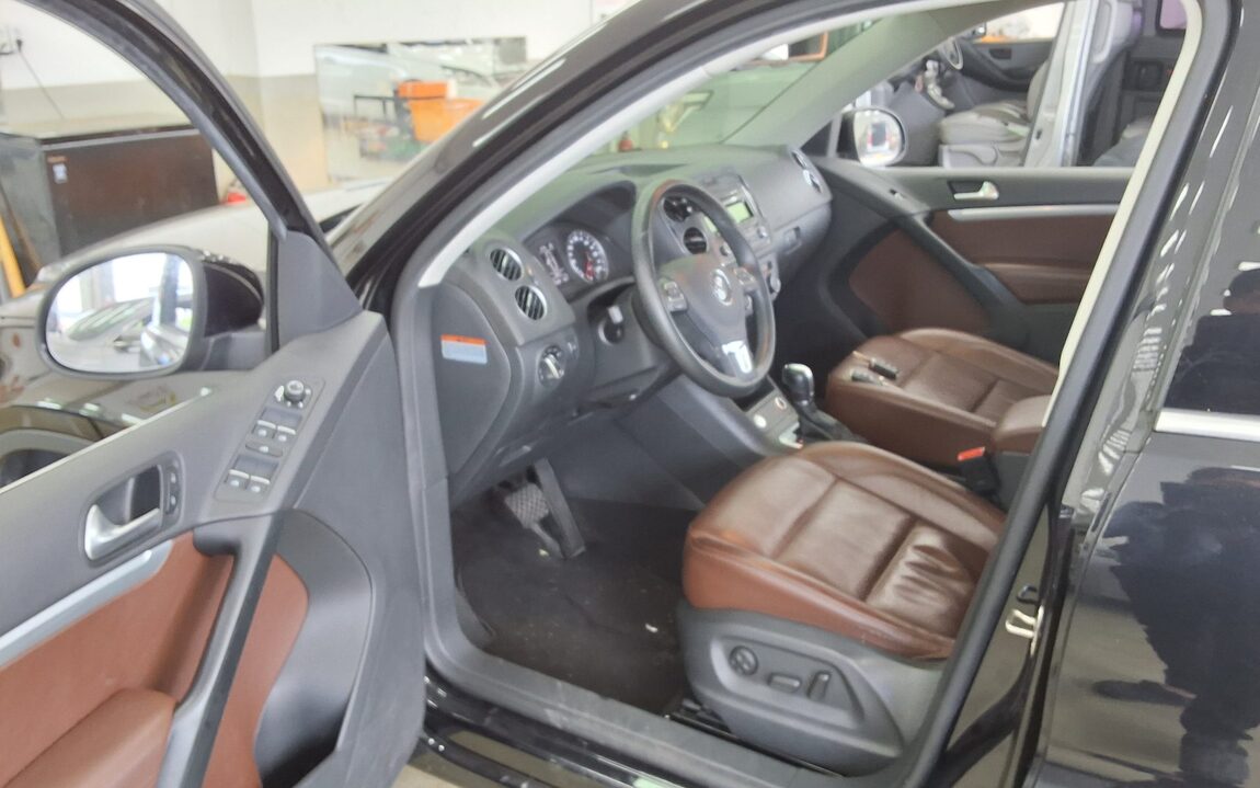 VOLKSWAGEN TIGUAN 2.0 TDI BLUEMOTION 2016 - zdjęcie 10