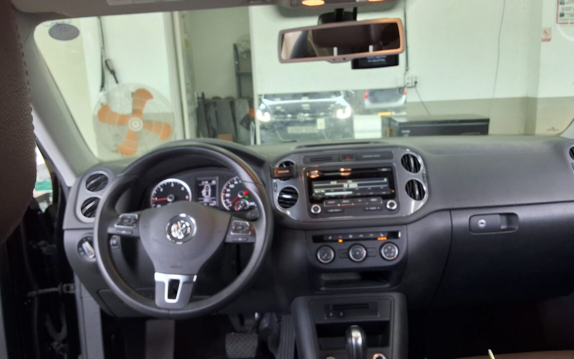 VOLKSWAGEN TIGUAN 2.0 TDI BLUEMOTION 2016 - zdjęcie 11
