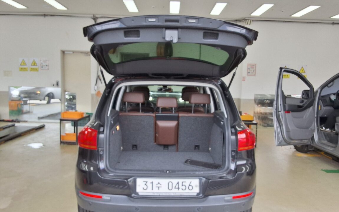 VOLKSWAGEN TIGUAN 2.0 TDI BLUEMOTION 2016 - zdjęcie 15