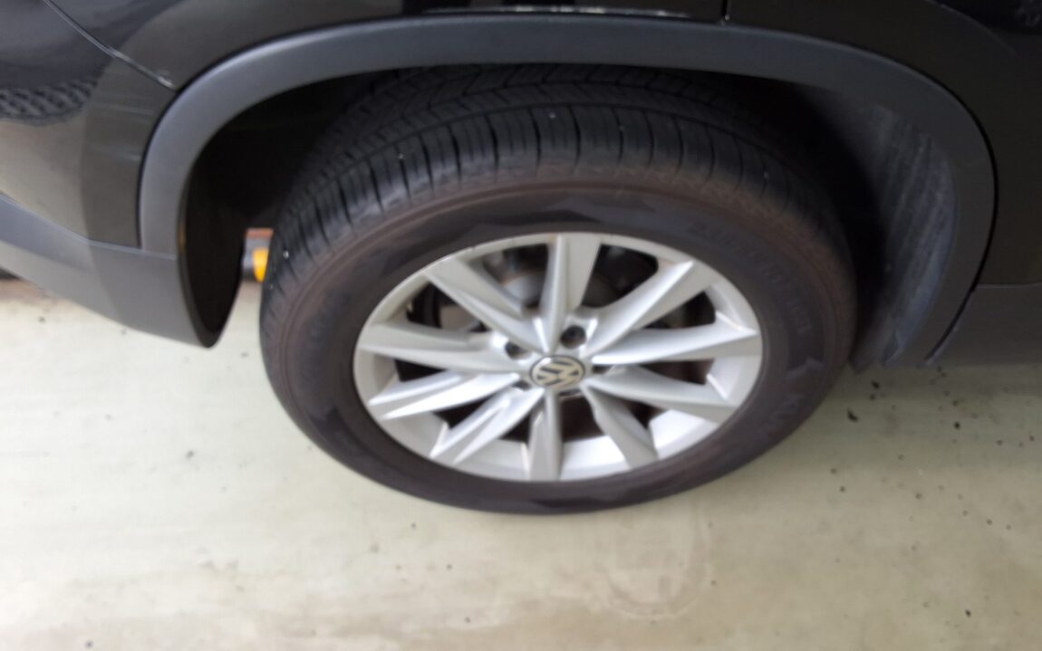 VOLKSWAGEN TIGUAN 2.0 TDI BLUEMOTION 2016 - zdjęcie 25
