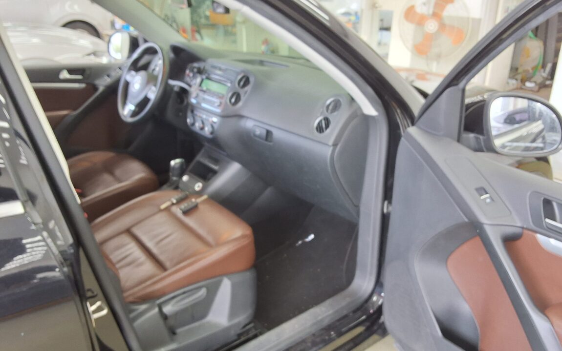 VOLKSWAGEN TIGUAN 2.0 TDI BLUEMOTION 2016 - zdjęcie 14
