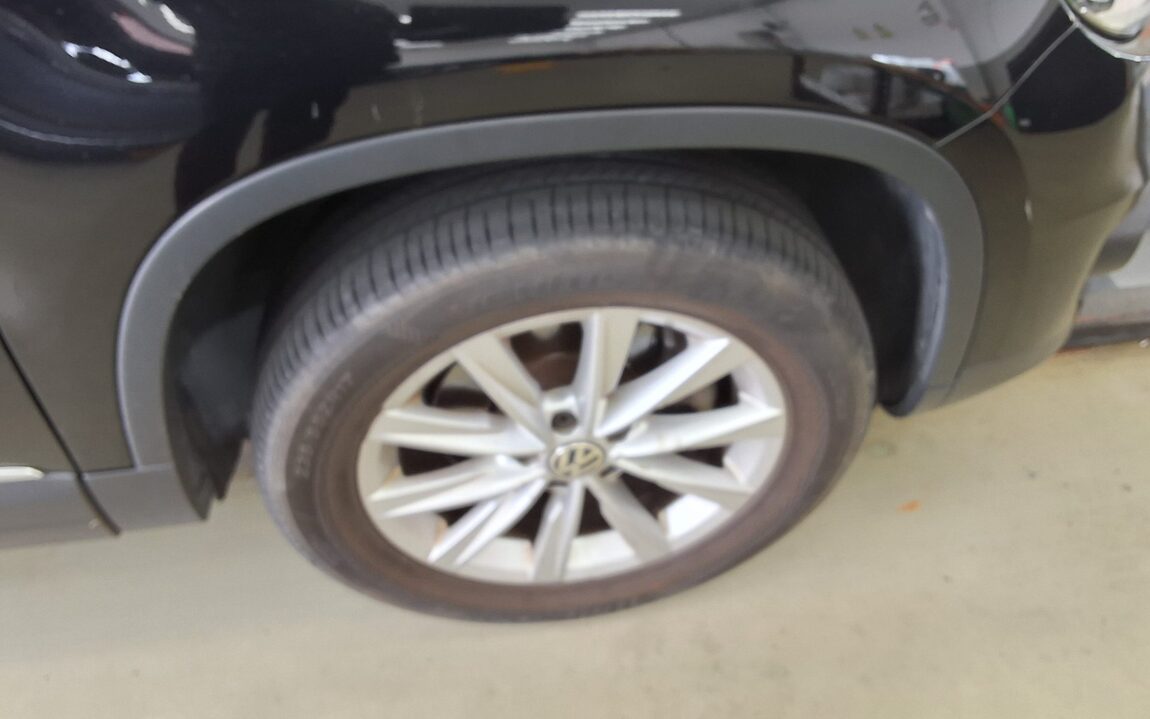 VOLKSWAGEN TIGUAN 2.0 TDI BLUEMOTION 2016 - zdjęcie 24