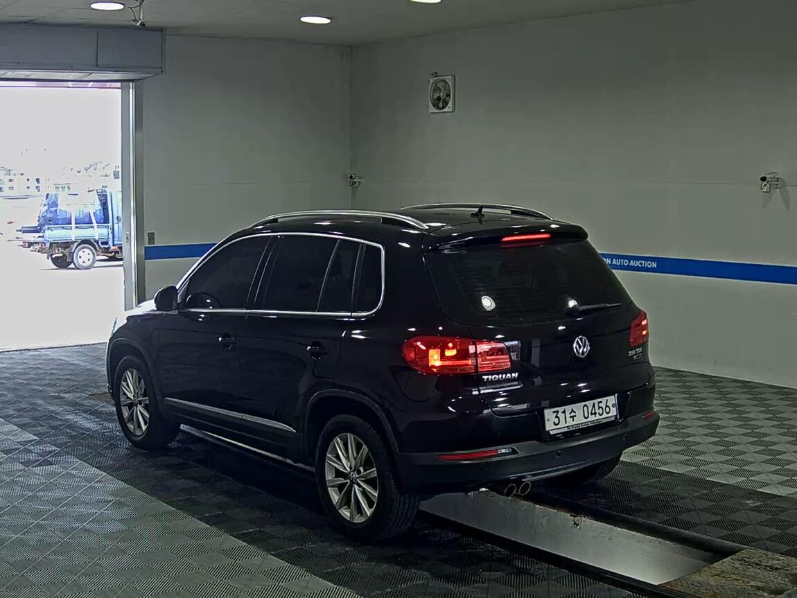 VOLKSWAGEN TIGUAN 2.0 TDI BLUEMOTION 2016 - zdjęcie 6