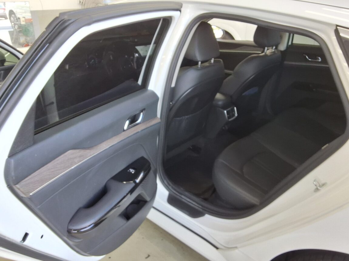 KIA NEW K5 HYBRID (DL3) 2.0 HEV NOBLESSE 2021 - zdjęcie 12