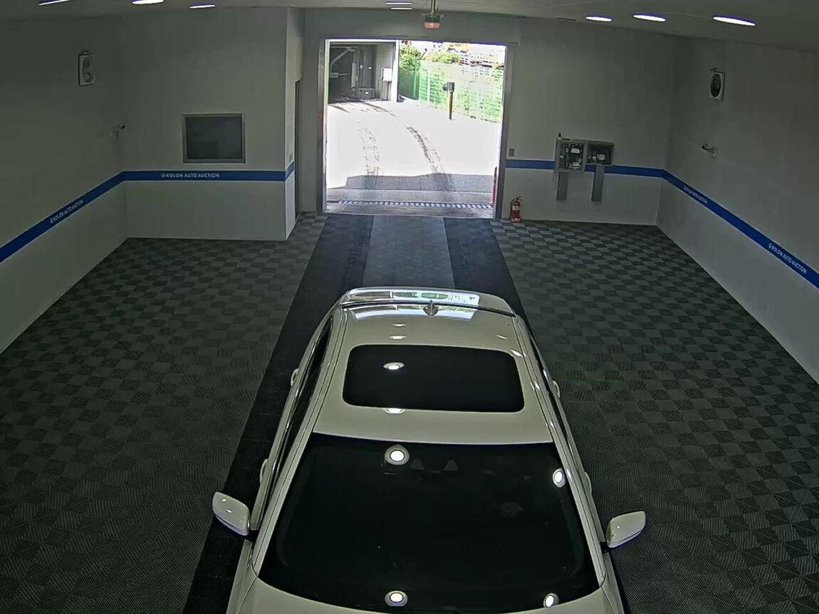 BMW 5 SERIES (7TH GEN) 520i LUXURY 2020 - zdjęcie 7